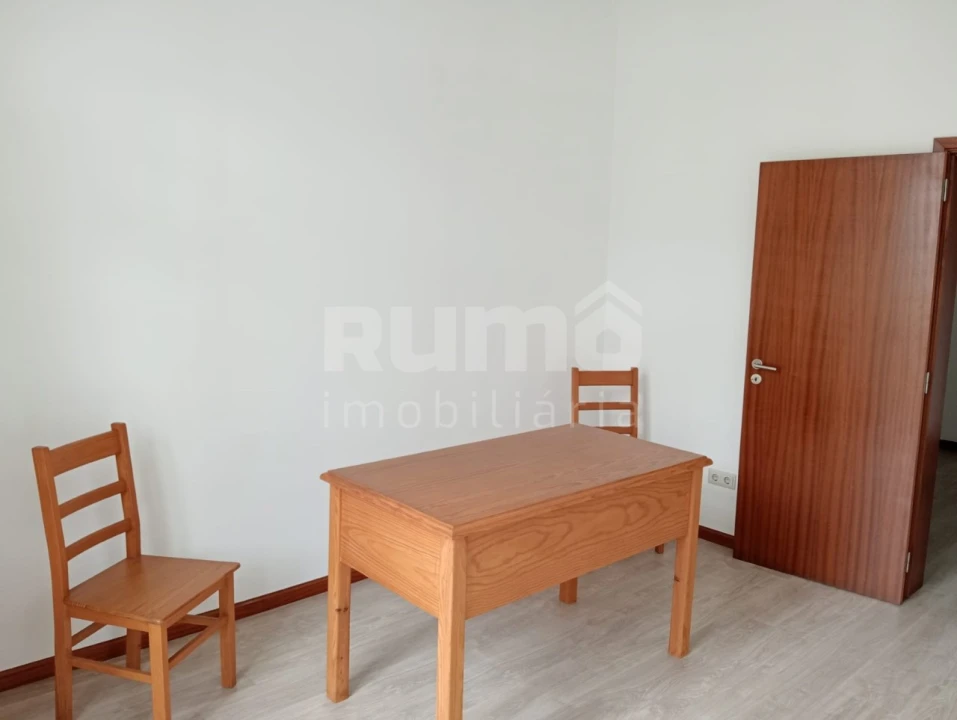 Escritório para Venda em Santa Maria Maior e Monserrate e Meadela Foto 3