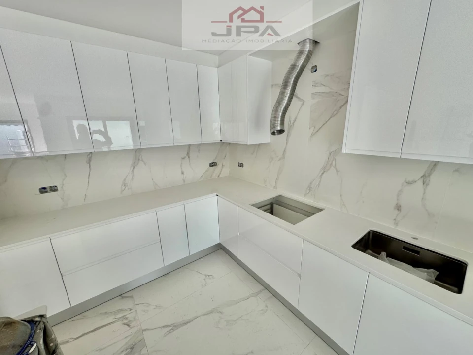 Moradia T4 para Venda em Vila Real de Santo Antonio Foto 1