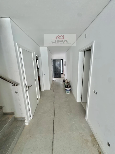 Moradia T4 para Venda em Vila Real de Santo Antonio