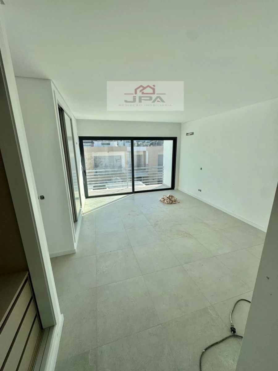 Moradia T4 para Venda em Vila Real de Santo Antonio Foto 4