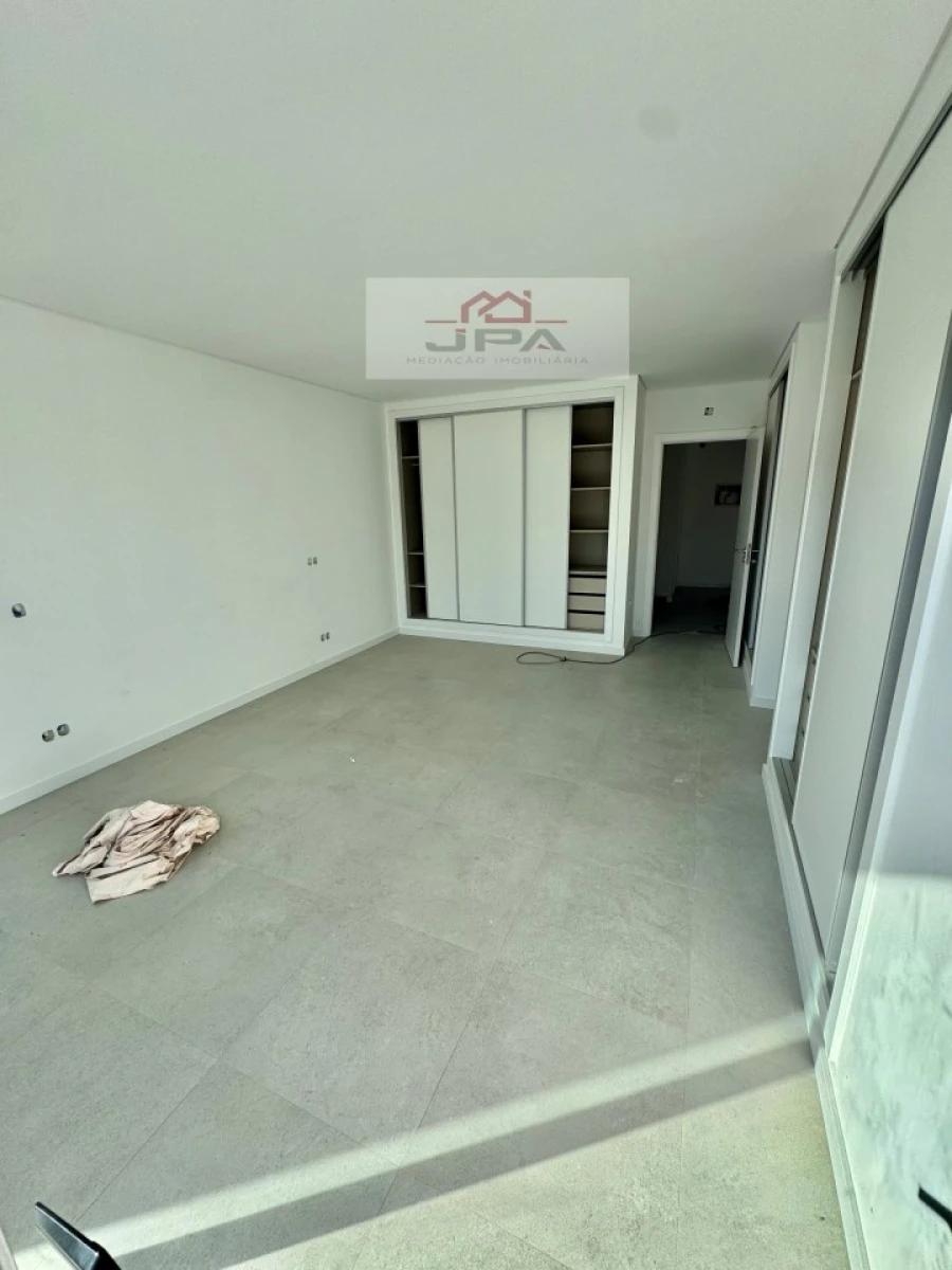 Moradia T4 para Venda em Vila Real de Santo Antonio Foto 10