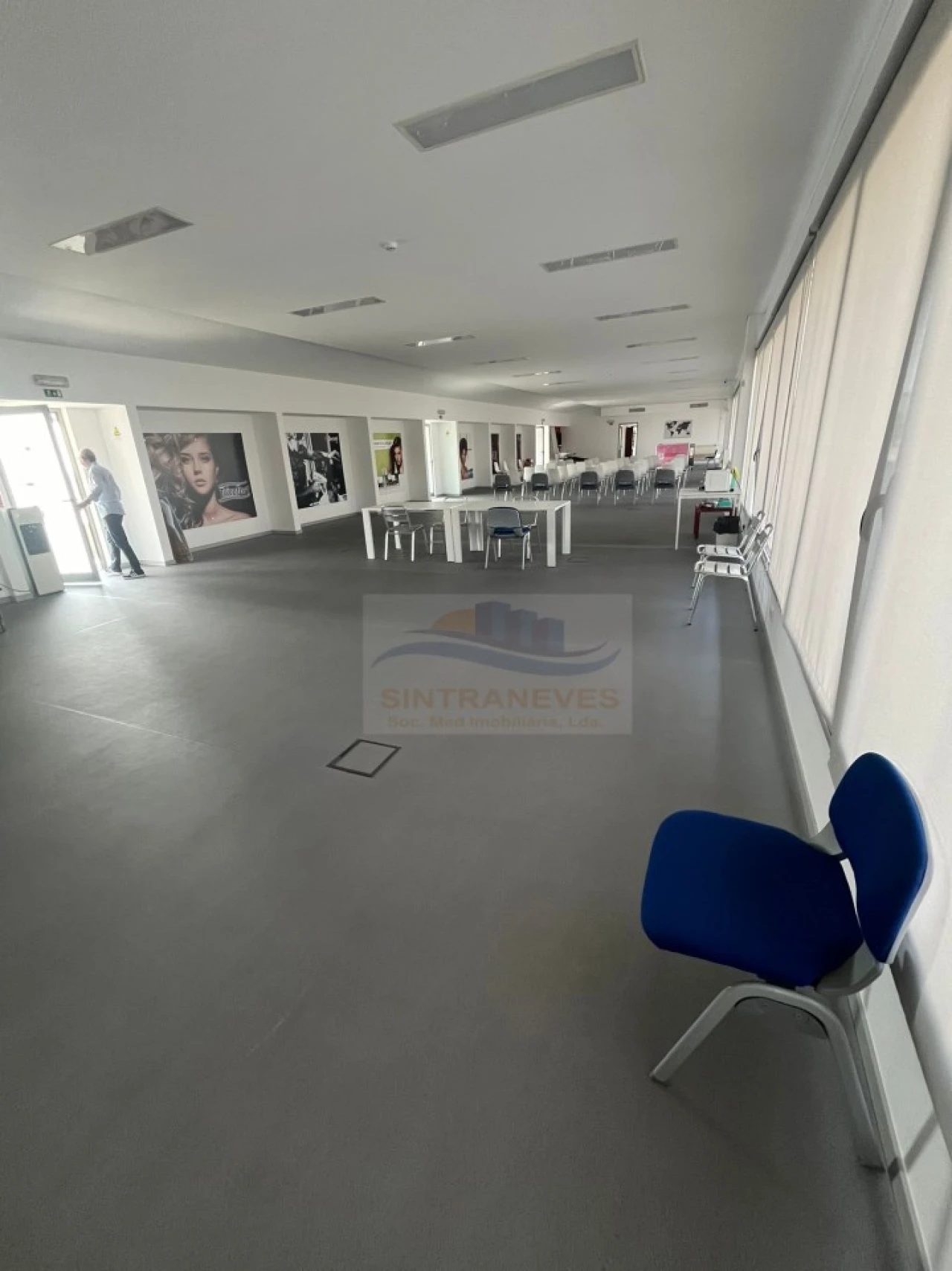 Loja para Arrendamento em Santa Iria de Azoia, São João da Talha e Bobadela Foto 18