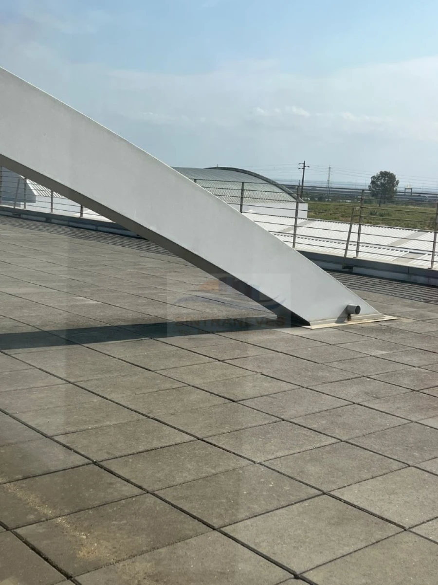 Loja para Arrendamento em Santa Iria de Azoia, São João da Talha e Bobadela Foto 16