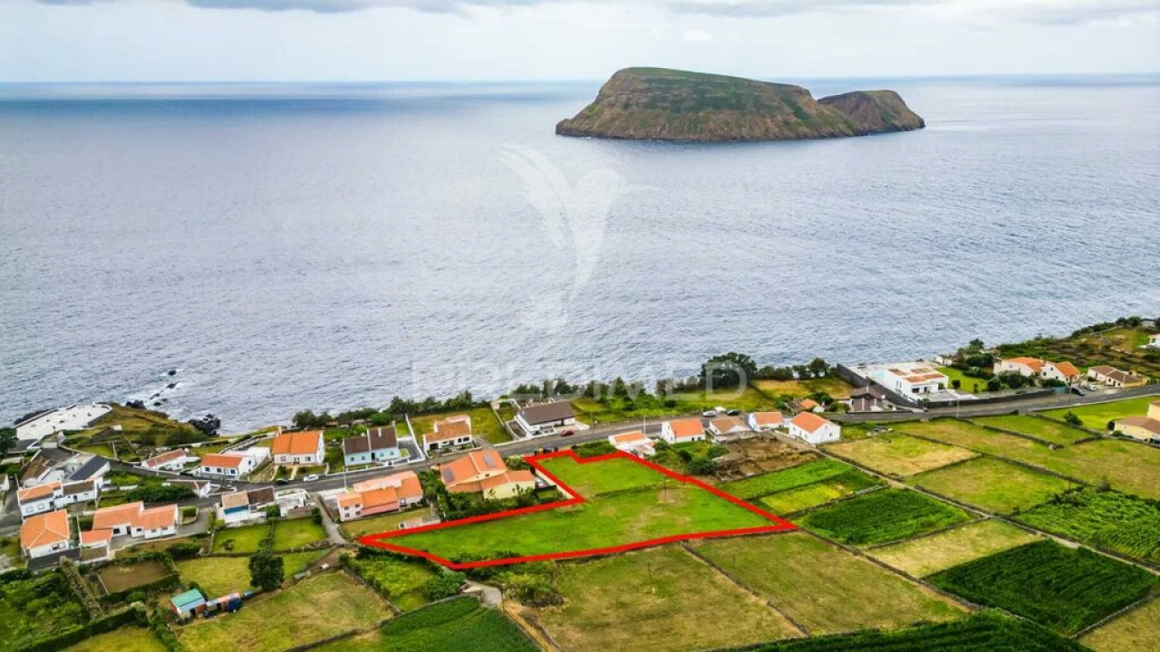 Terreno para Venda em Porto Judeu Foto 1