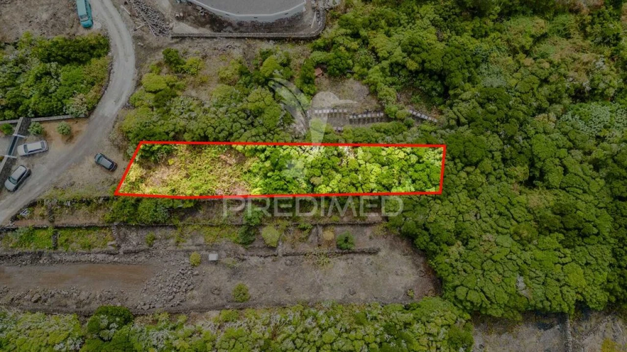 Terreno para Venda em Feteira Foto 2