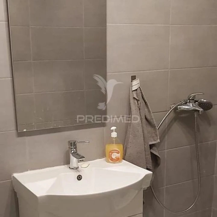 Loja para Arrendamento em Alfragide Foto 8