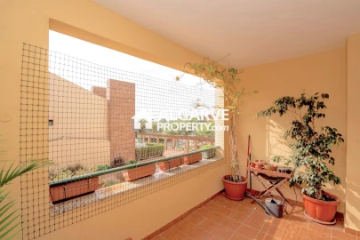Apartamento T4 para Venda em Quarteira