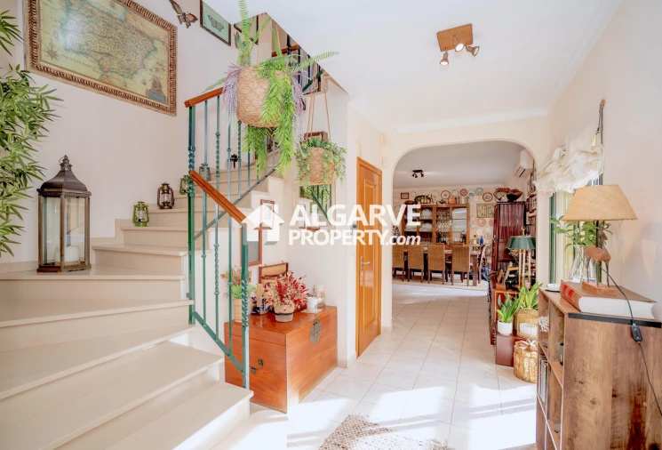 Apartamento T4 para Venda em Quarteira Foto 9