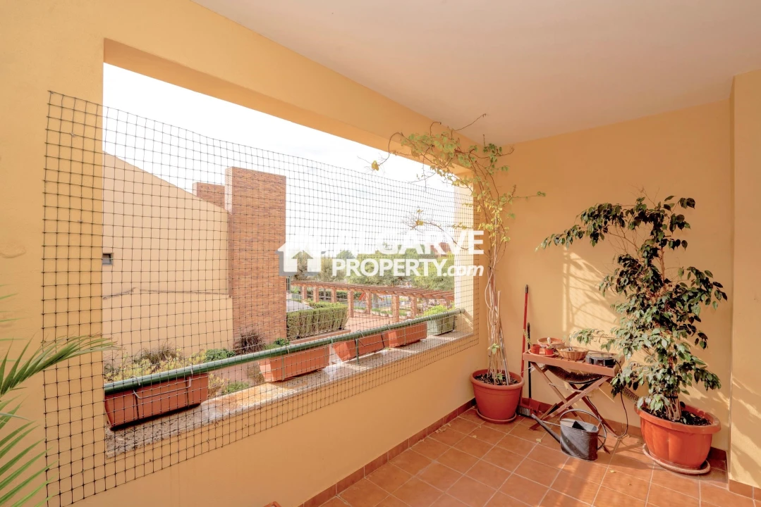Apartamento T4 para Venda em Quarteira Foto 36