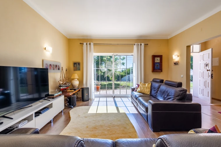 Moradia T3 para Venda em Olhão Foto 4