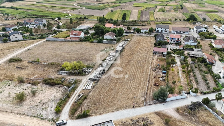 Terreno para Venda em Vila Verde da Raia Foto 3