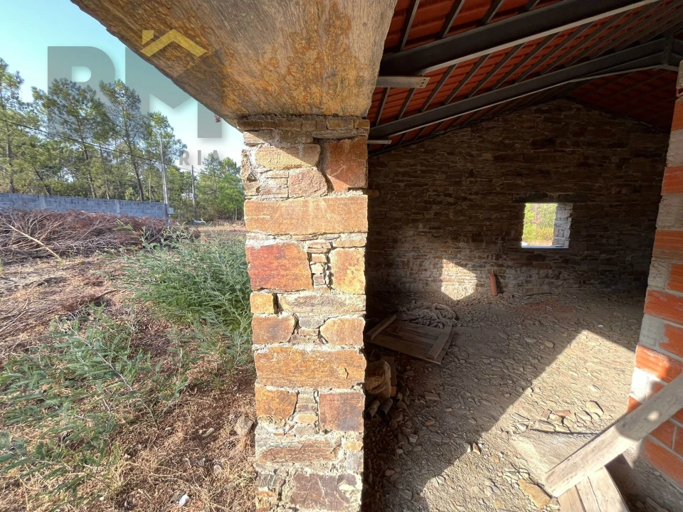 Quinta T0 para Venda em Cebolais de Cima e Retaxo Foto 3