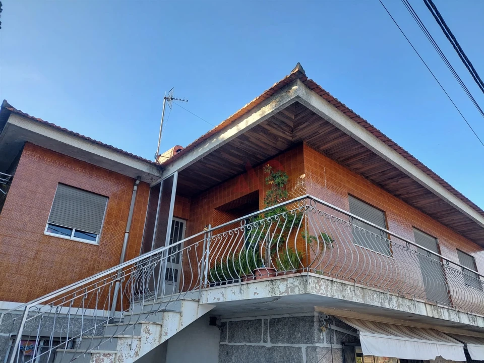 Moradia T3 para Venda em Serzedo e Calvos Foto 4