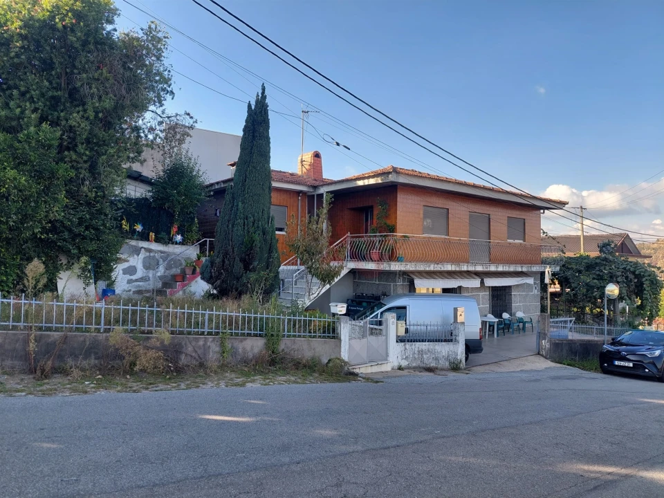 Moradia T3 para Venda em Serzedo e Calvos Foto 3