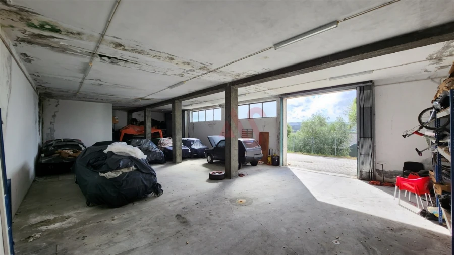 Armazém para Venda em Santo Tirso, Couto (Santa Cristina e São Miguel) e Burgães Foto 3