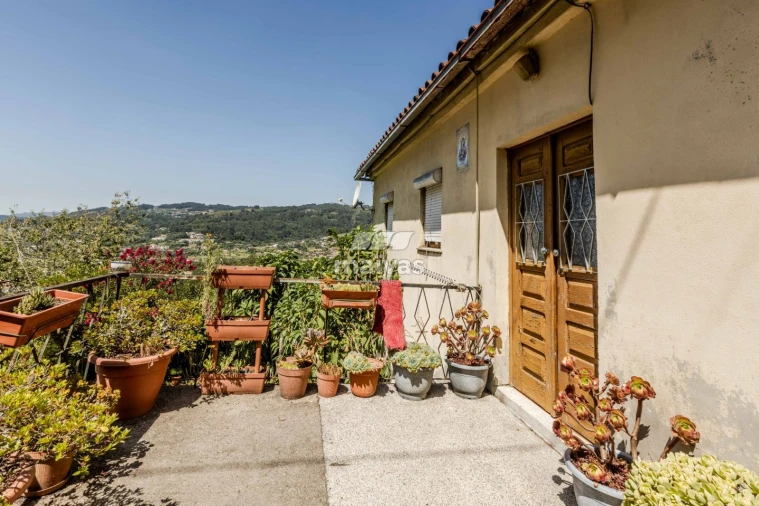 Moradia T3 para Venda em Ribeira do Neiva Foto 3