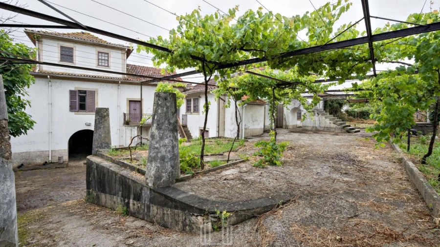 Moradia T6 para Venda em Valega Foto 1