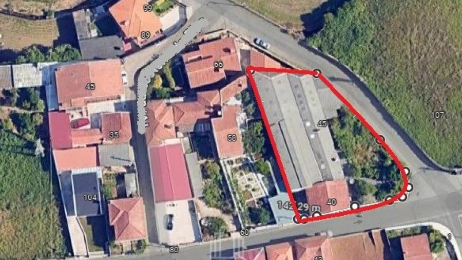 Armazém para Venda em Esmoriz