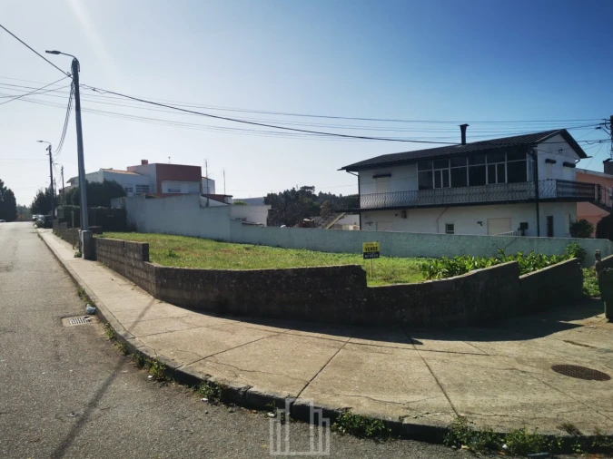 Terreno para Venda em Paramos