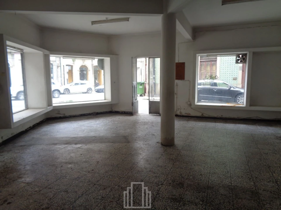 Loja para Arrendamento em Ovar, São João, Arada e São Vicente de Pereira Jusã Foto 1