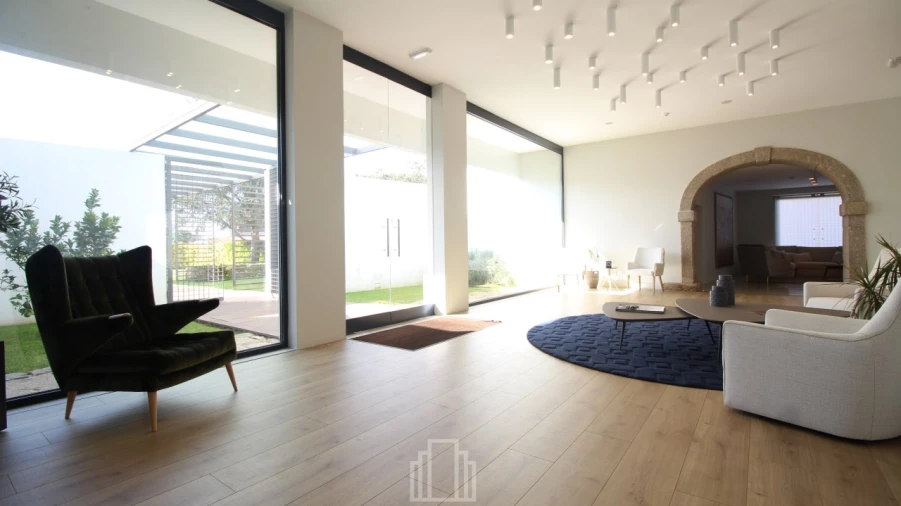 Moradia T5 para Venda em Grijó e Sermonde Foto 3