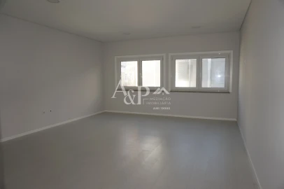 Apartamento T0 para Venda em Viseu