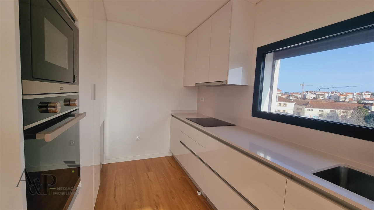 Apartamento T3 para Venda em Viseu Foto 22