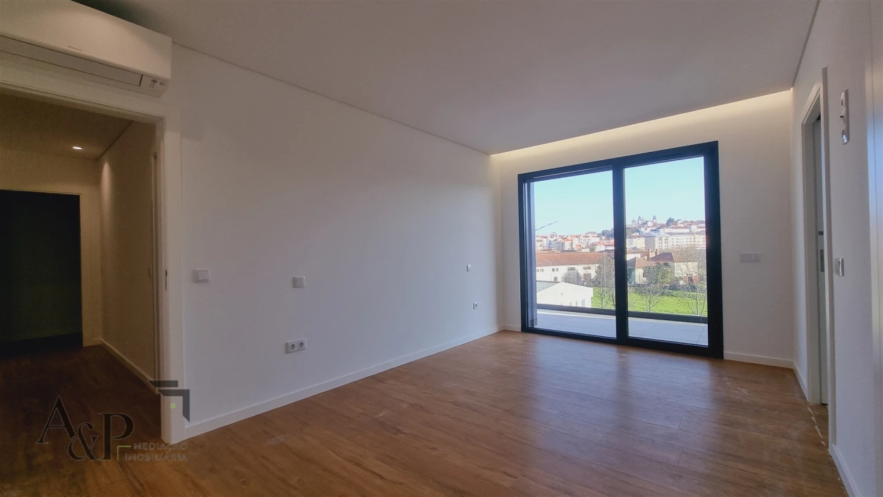Apartamento T3 para Venda em Viseu Foto 34