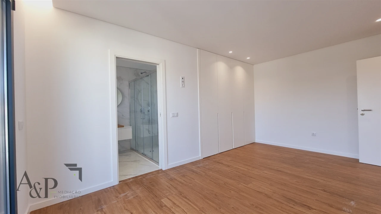 Apartamento T3 para Venda em Viseu Foto 35