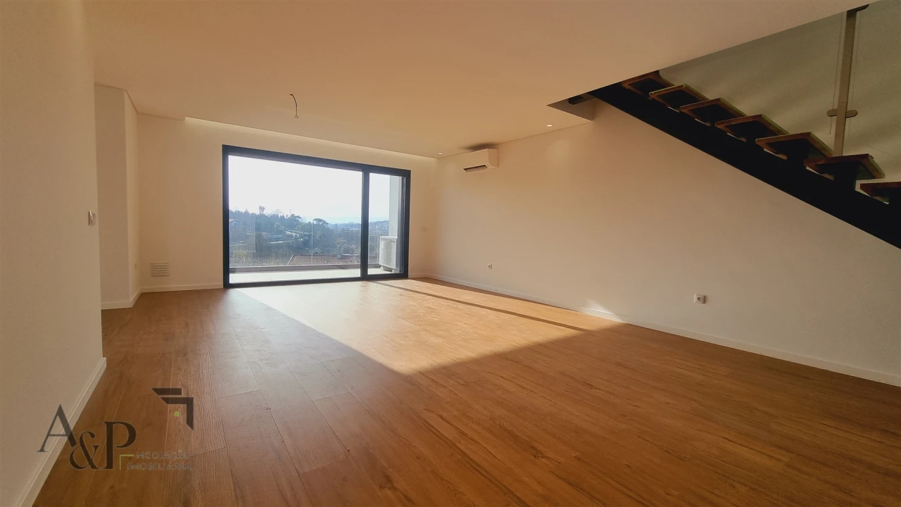 Apartamento T3 para Venda em Viseu Foto 18