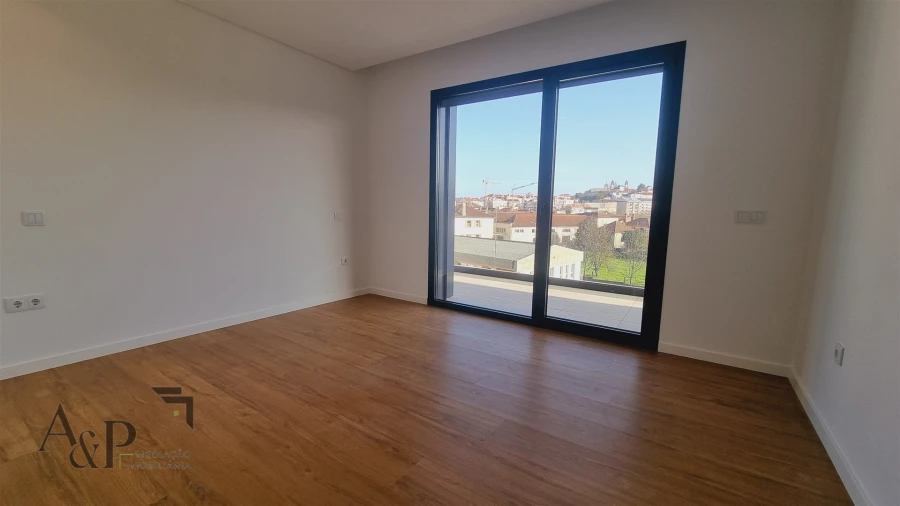Apartamento T3 para Venda em Viseu Foto 29