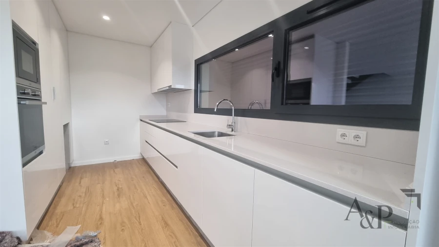Apartamento T3 para Venda em Viseu Foto 5