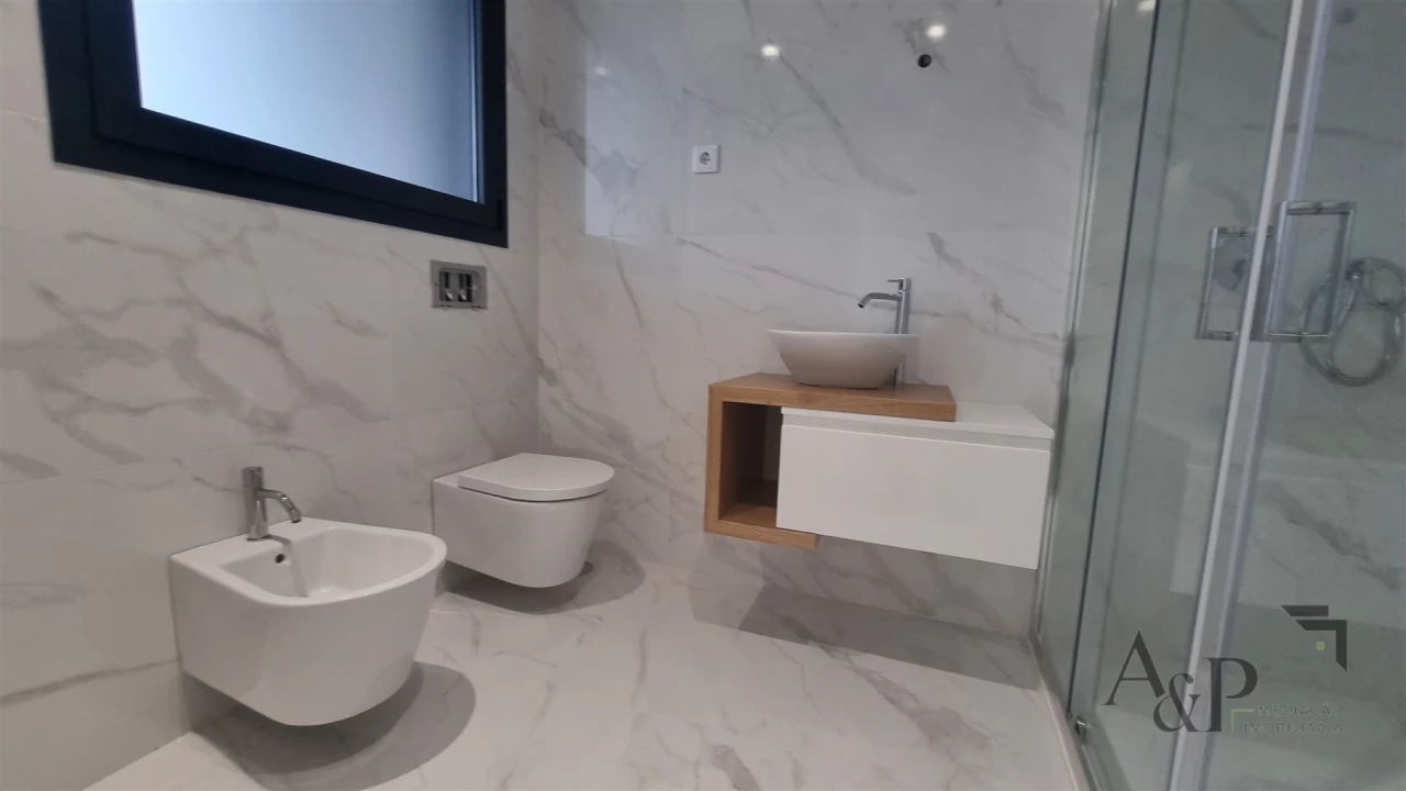 Apartamento T3 para Venda em Viseu Foto 13
