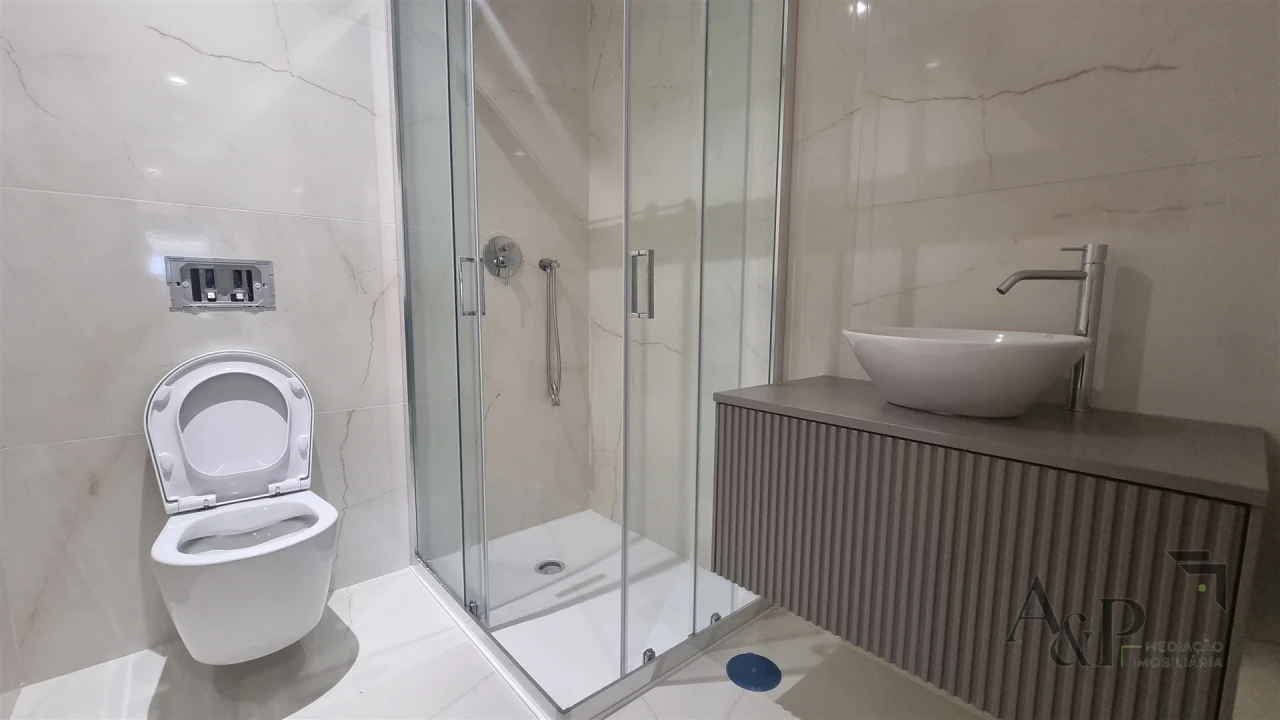 Apartamento T3 para Venda em Viseu Foto 11