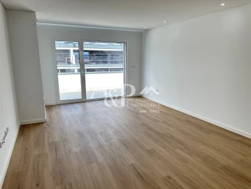 Apartamento T3 para Venda em Repeses e São Salvador