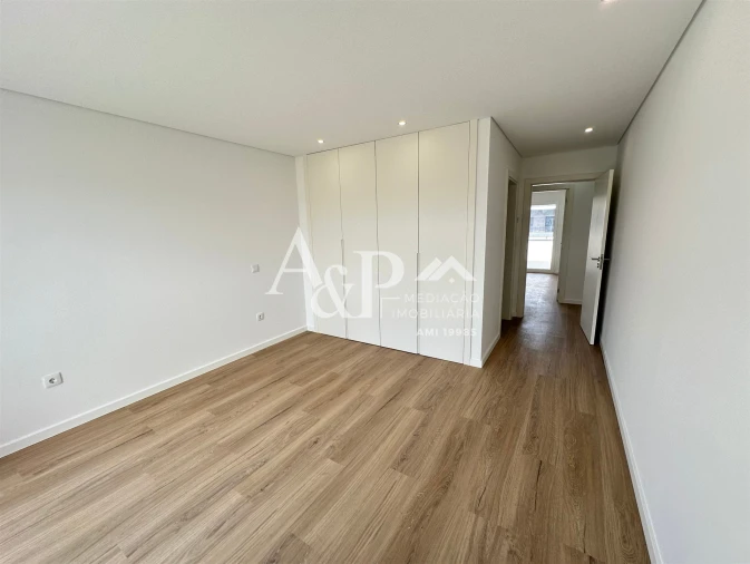 Apartamento T3 para Venda em Repeses e São Salvador Foto 8