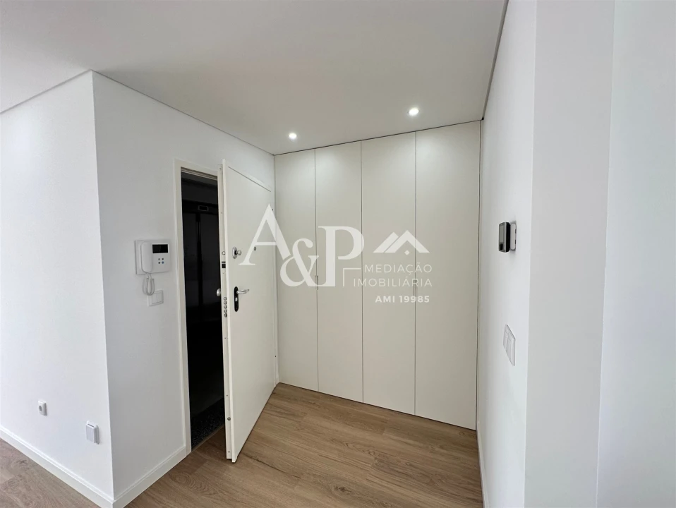 Apartamento T3 para Venda em Repeses e São Salvador Foto 4