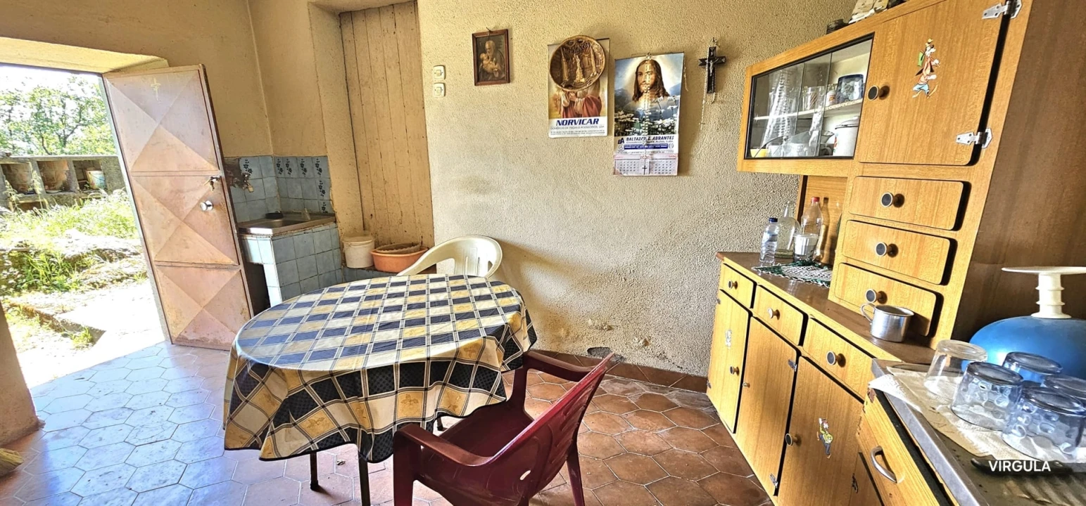 Quinta T2 para Venda em Orjais Foto 18