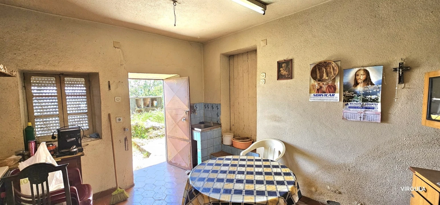 Quinta T2 para Venda em Orjais Foto 16