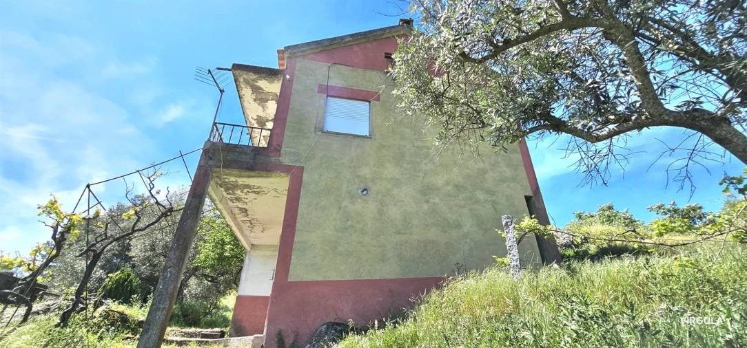 Quinta T2 para Venda em Orjais Foto 26