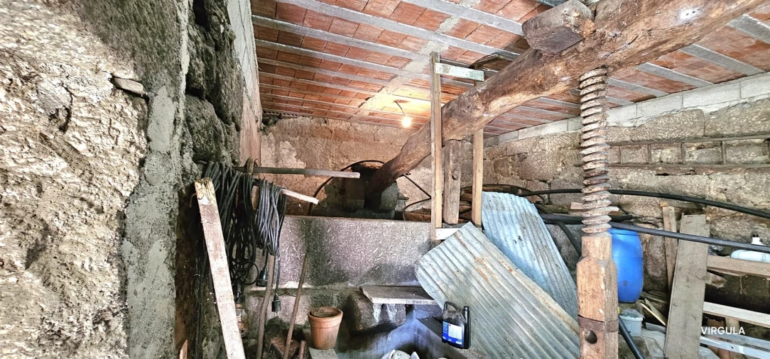 Quinta T2 para Venda em Orjais Foto 32