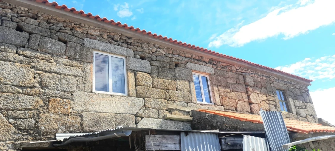 Quinta T0 para Venda em Teixoso e Sarzedo Foto 2