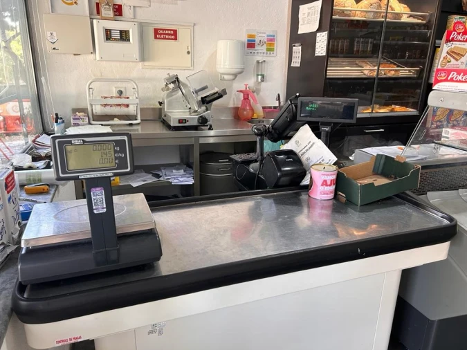 Loja para Trespasse em Covilhã e Canhoso Foto 2