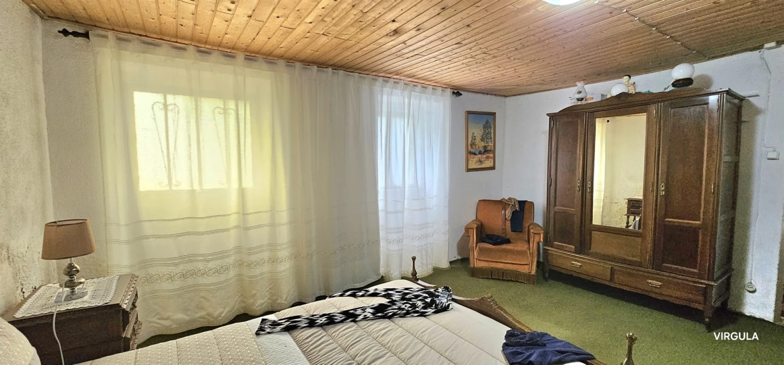 Moradia T4 para Venda em Covilhã e Canhoso Foto 14