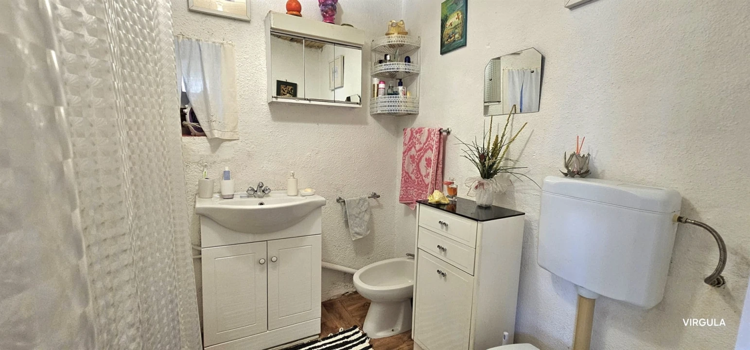 Moradia T4 para Venda em Covilhã e Canhoso Foto 16