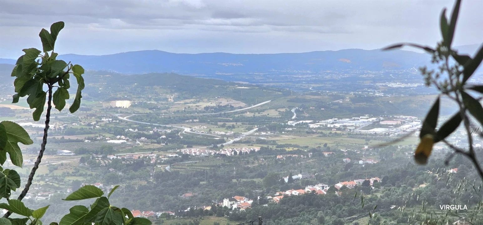 Moradia T4 para Venda em Covilhã e Canhoso Foto 21