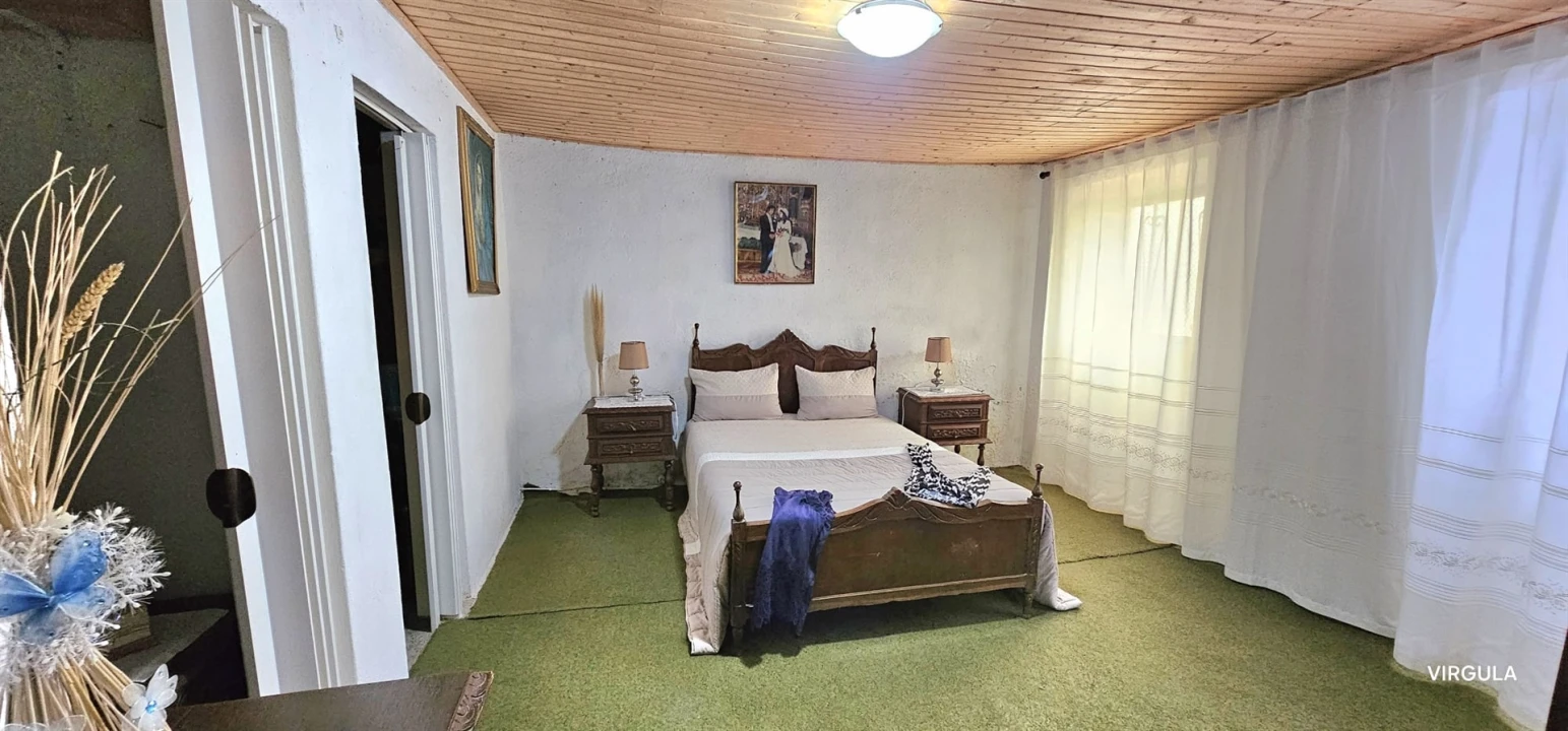 Moradia T4 para Venda em Covilhã e Canhoso Foto 12