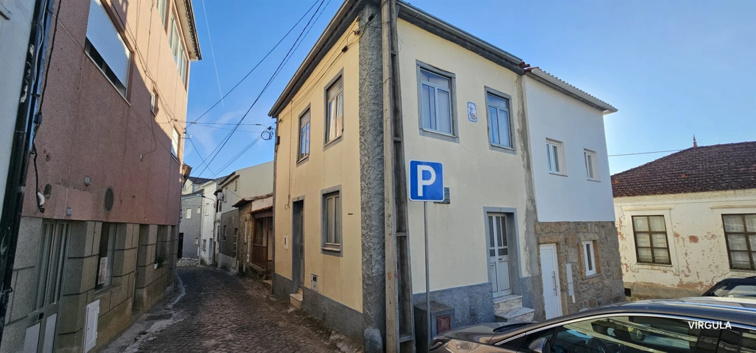 Moradia T2 para Venda em Ferro Foto 2