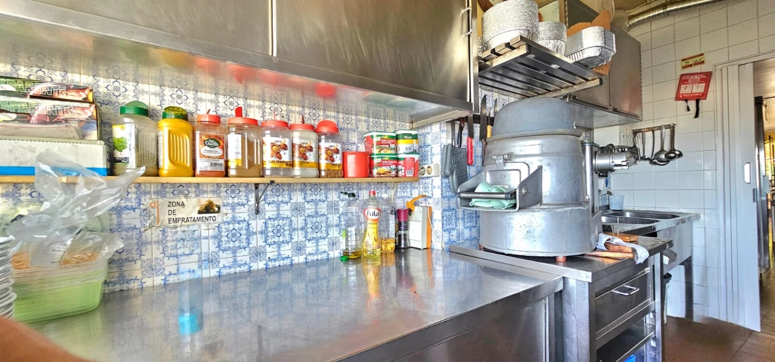 Negócio para Venda em Covilhã e Canhoso Foto 16