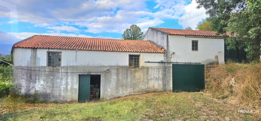 Moradia T3 para Venda em Paul Foto 6